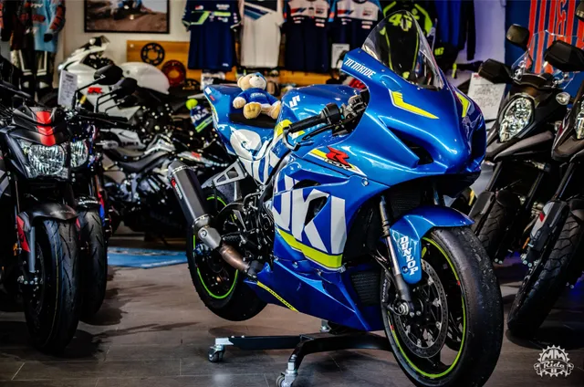 Suzuki GSX-R 1000 GP Replica